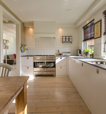 zeitlose Zimmerdecke